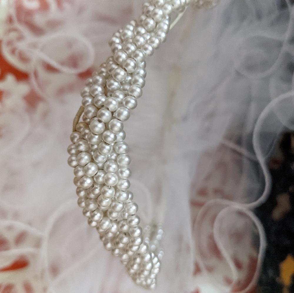Wedding veil beaded band with comb